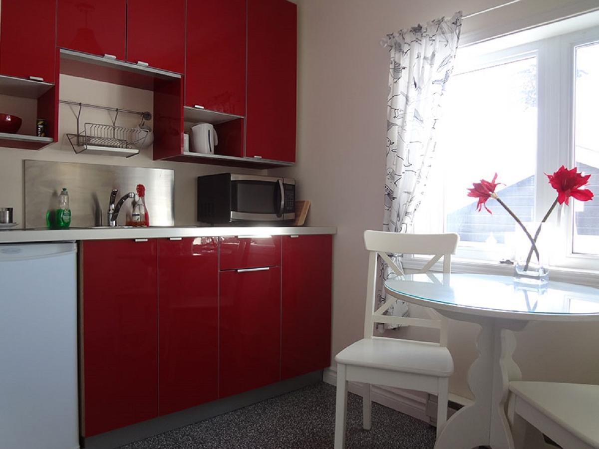 Hotel Saint-Donat Bagian luar foto