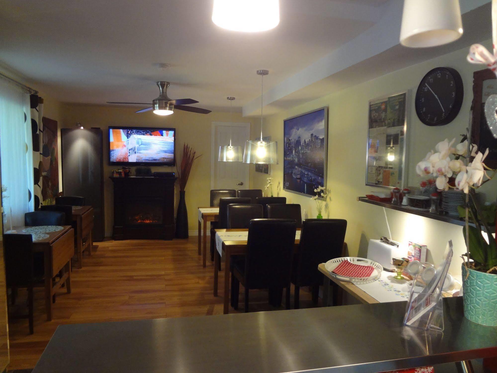 Hotel Saint-Donat Bagian luar foto