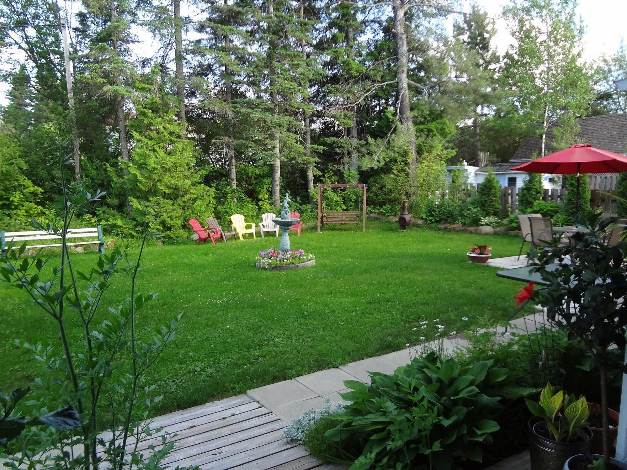 Hotel Saint-Donat Bagian luar foto